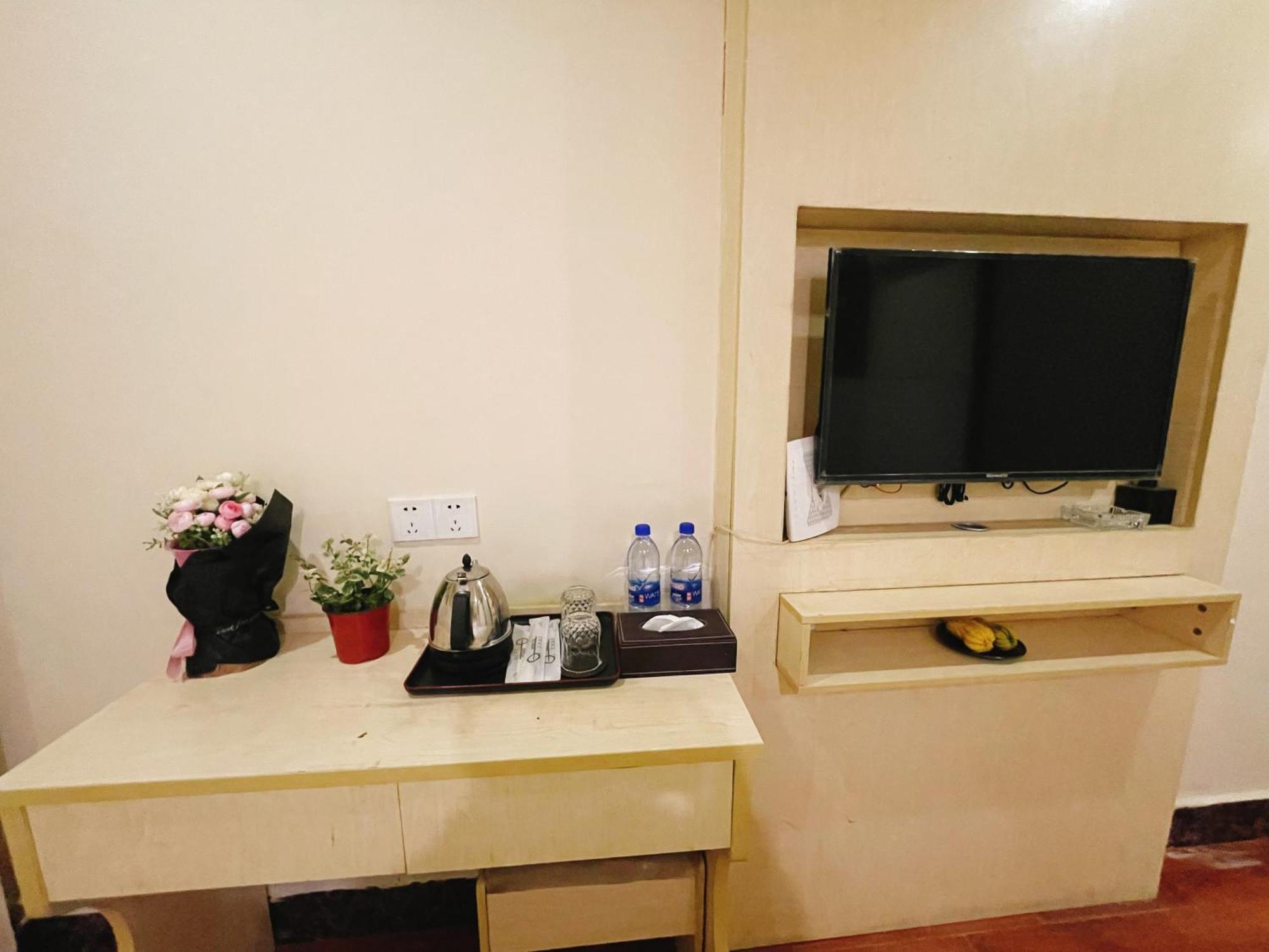Emi Hotel Guangzhou International Convention And Exhibition Center Guangzhou Tower Branch Εξωτερικό φωτογραφία